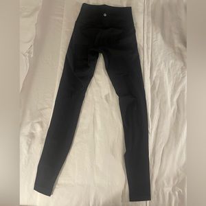 Lululemon Wunder Under - Black - Size 2 - 28” Inseam